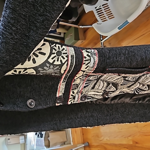 Jacket - Picture 7 of 7